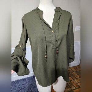 Mileage Top With Skeleton Key Medium